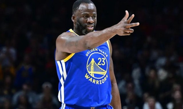 世界杯客户端升级-缺阵17分钟狂输23分！格林下场成比赛转折，勇士防守崩盘暴露隐患