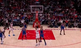 世界杯直播app下载-史密斯顶着唐斯三分再中，火箭三分32投14中&amp;amp;命中率43.8%