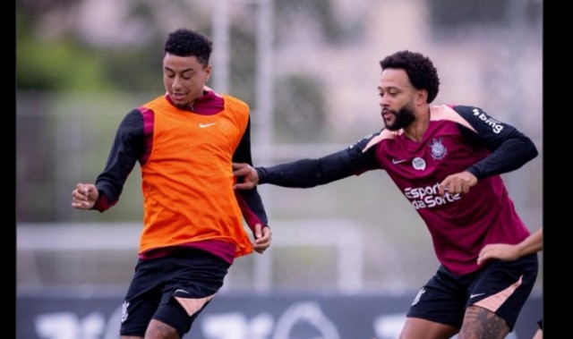 世界杯高清直播-重聚！曼联球迷号社媒晒德佩、林加德在科林蒂安训练照片