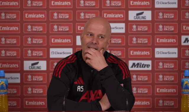 世界杯官方入口更新-利物浦需要战术稳定性吗？斯洛特：我不理解，听不懂你意思